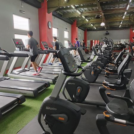 Hotel Santika Mega City בקאסי מראה חיצוני תמונה