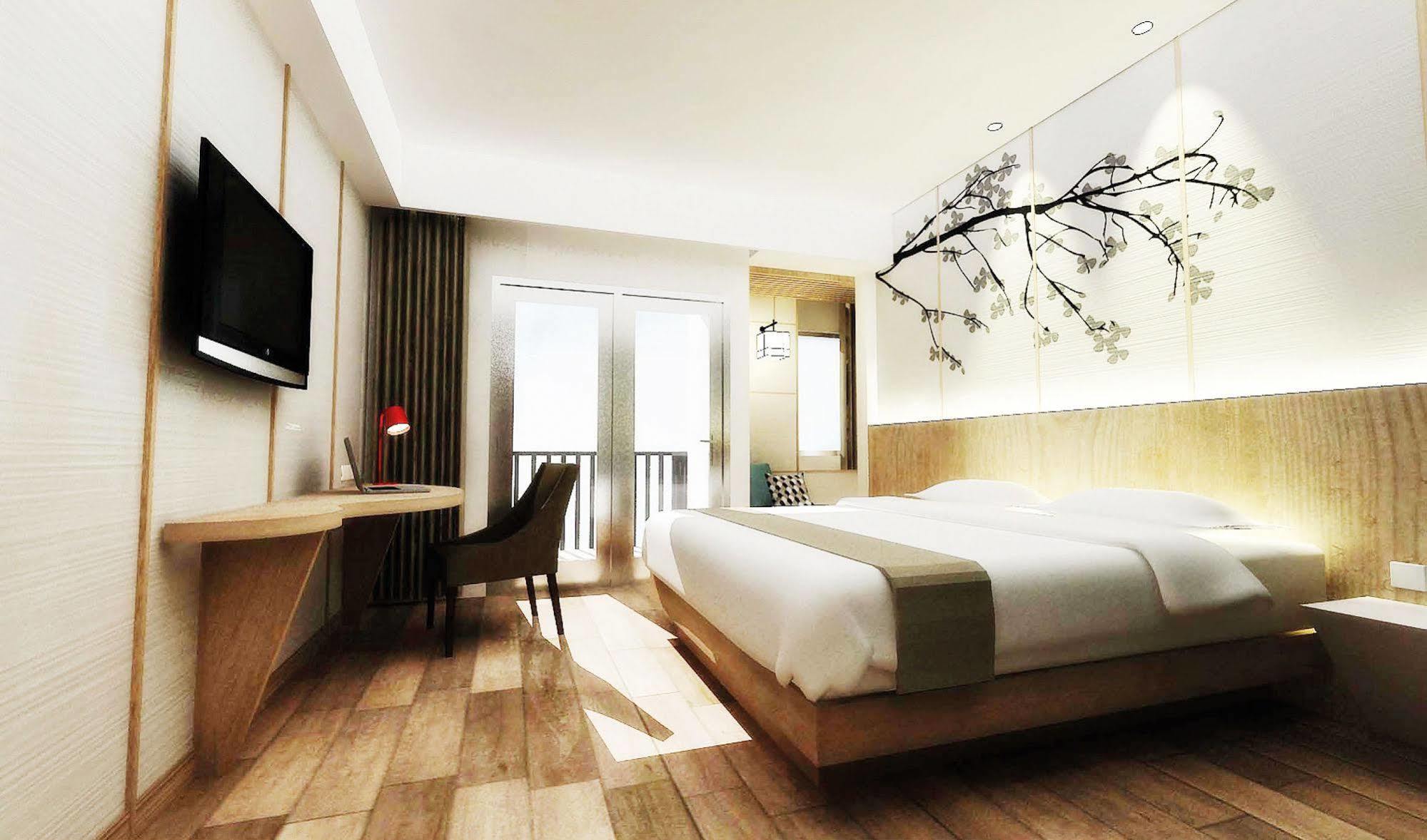 Hotel Santika Mega City בקאסי מראה חיצוני תמונה